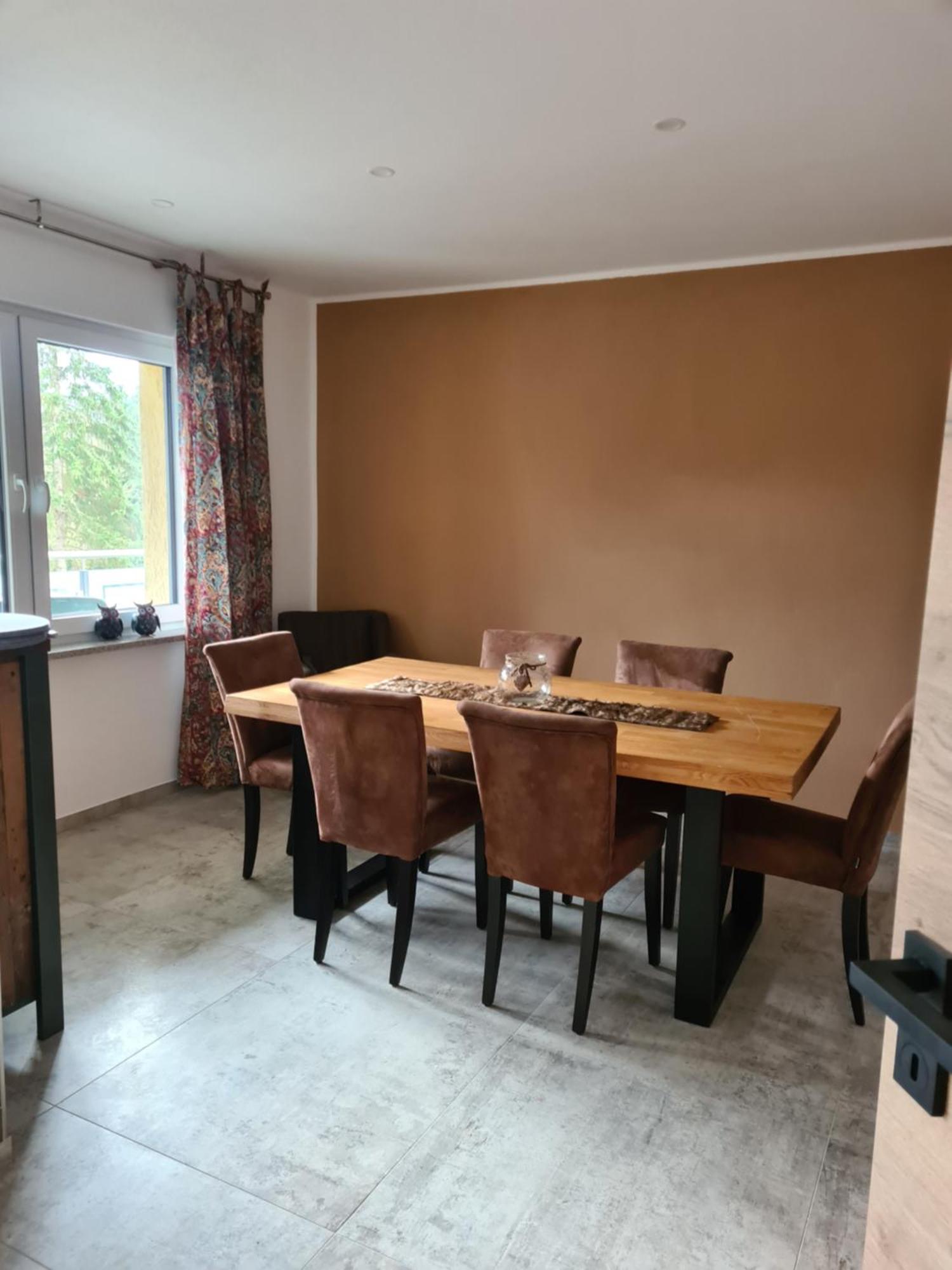 Ferienwohnung Burgblick Pelm エクステリア 写真